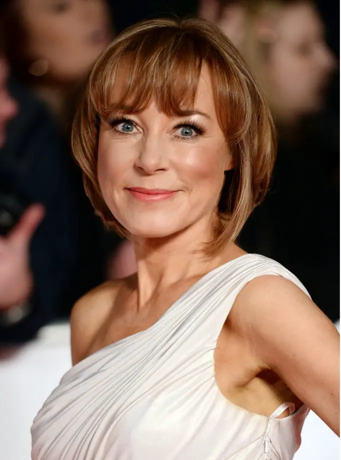 How tall is Sian Williams?
